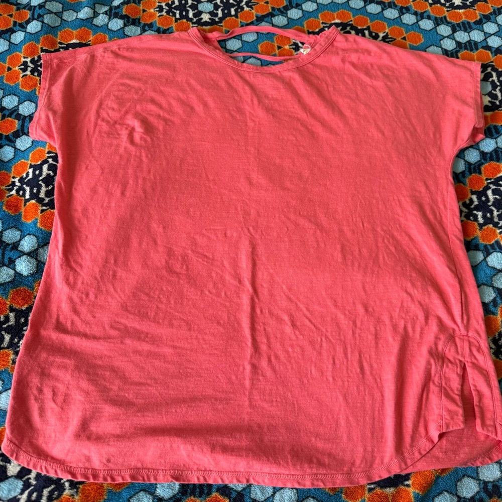 Earth Yoga Women’s Cotton Salmon/Peach short sleeve tee